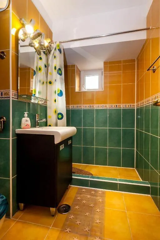Yellow Apartment - City Central Bucharest