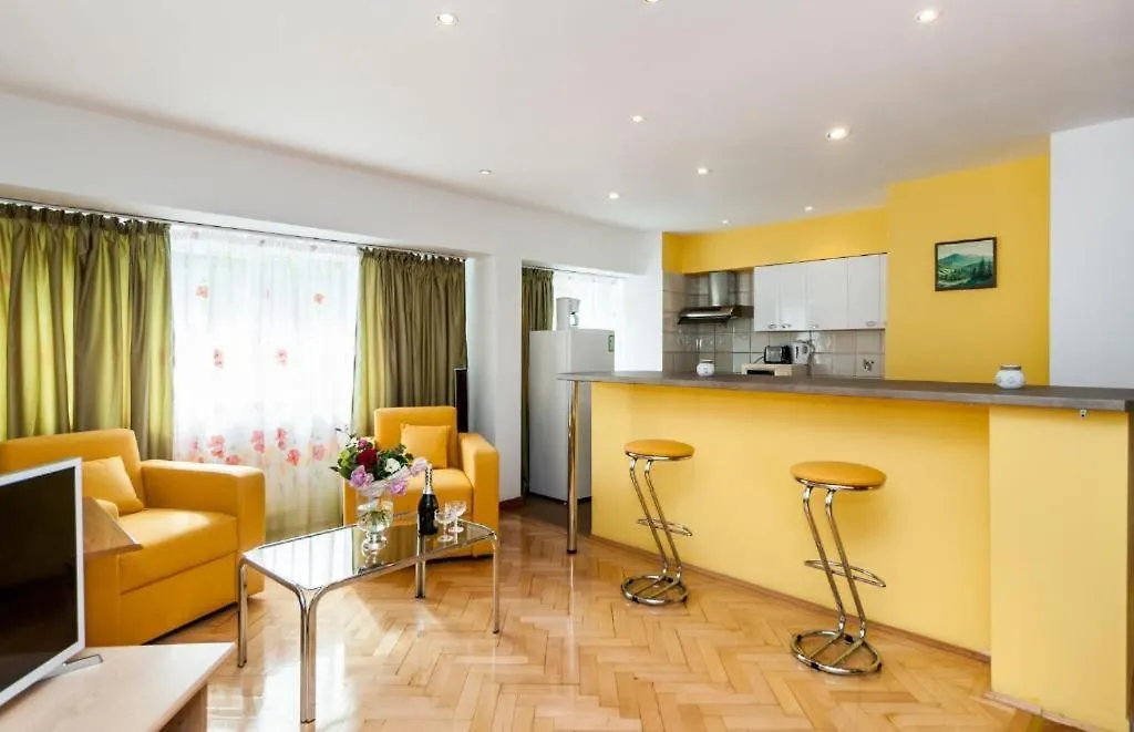 Yellow Apartment - City Central Bucharest 0*,